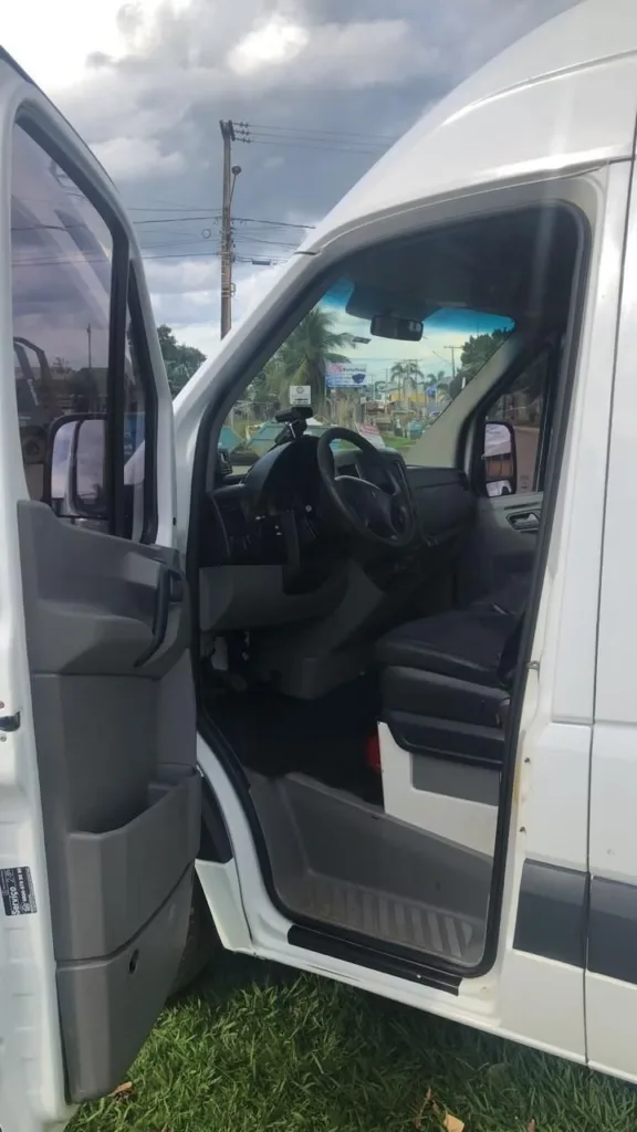 Ônibus SPRINTER CDI 415 CURTA T.ALTO LUXO JM 2019 seminovo à venda, código 457 - foto 03