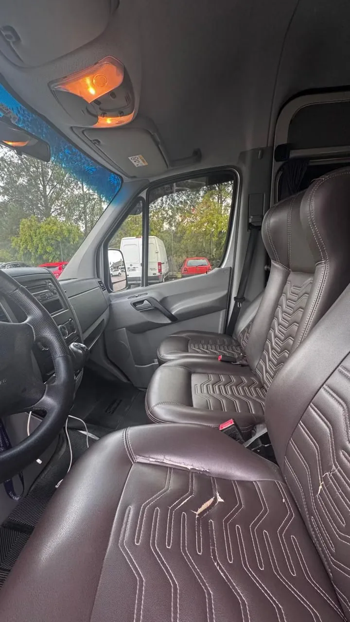 Ônibus SPRINTER CDI 415 CURTA TETO ALTO LUXO JM 2019 seminovo à venda, código 145 - foto 05