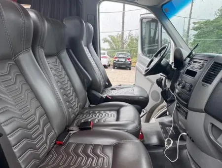 Ônibus SPRINTER CDI 415 CURTA TETO ALTO LUXO JM 2019 seminovo à venda, código 145 - foto 06