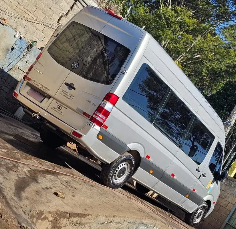 Ônibus SPRINTER CDI 415 EXECUTIVA JM 2017 seminovo à venda, código 1443 - foto 02