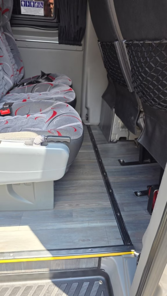 SPRINTER CDI 415 ANO 2017 EXECUTIVA JM COD.1443