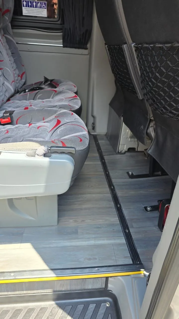 Ônibus SPRINTER CDI 415 EXECUTIVA JM 2017 seminovo à venda, código 1443 - foto 10