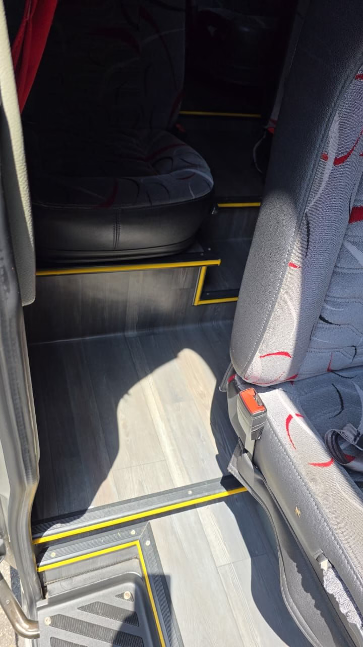 SPRINTER CDI 415 ANO 2017 EXECUTIVA JM COD.1443