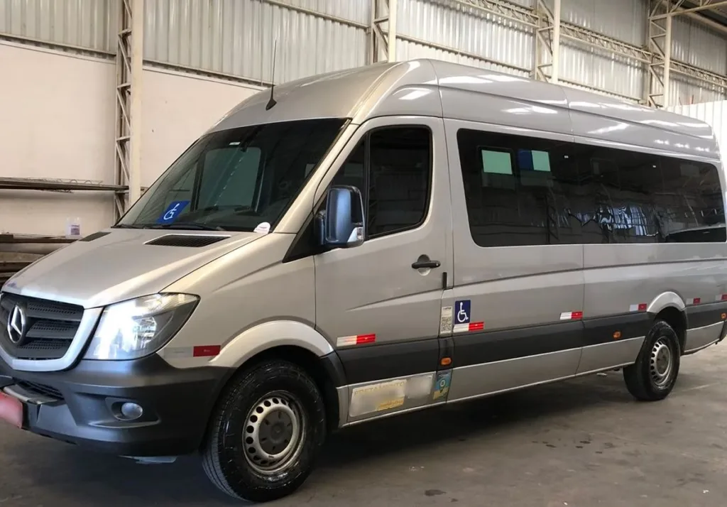 Ônibus SPRINTER CDI 415 EXECUTIVA JM 2019 seminovo à venda, código 1346 - foto 02