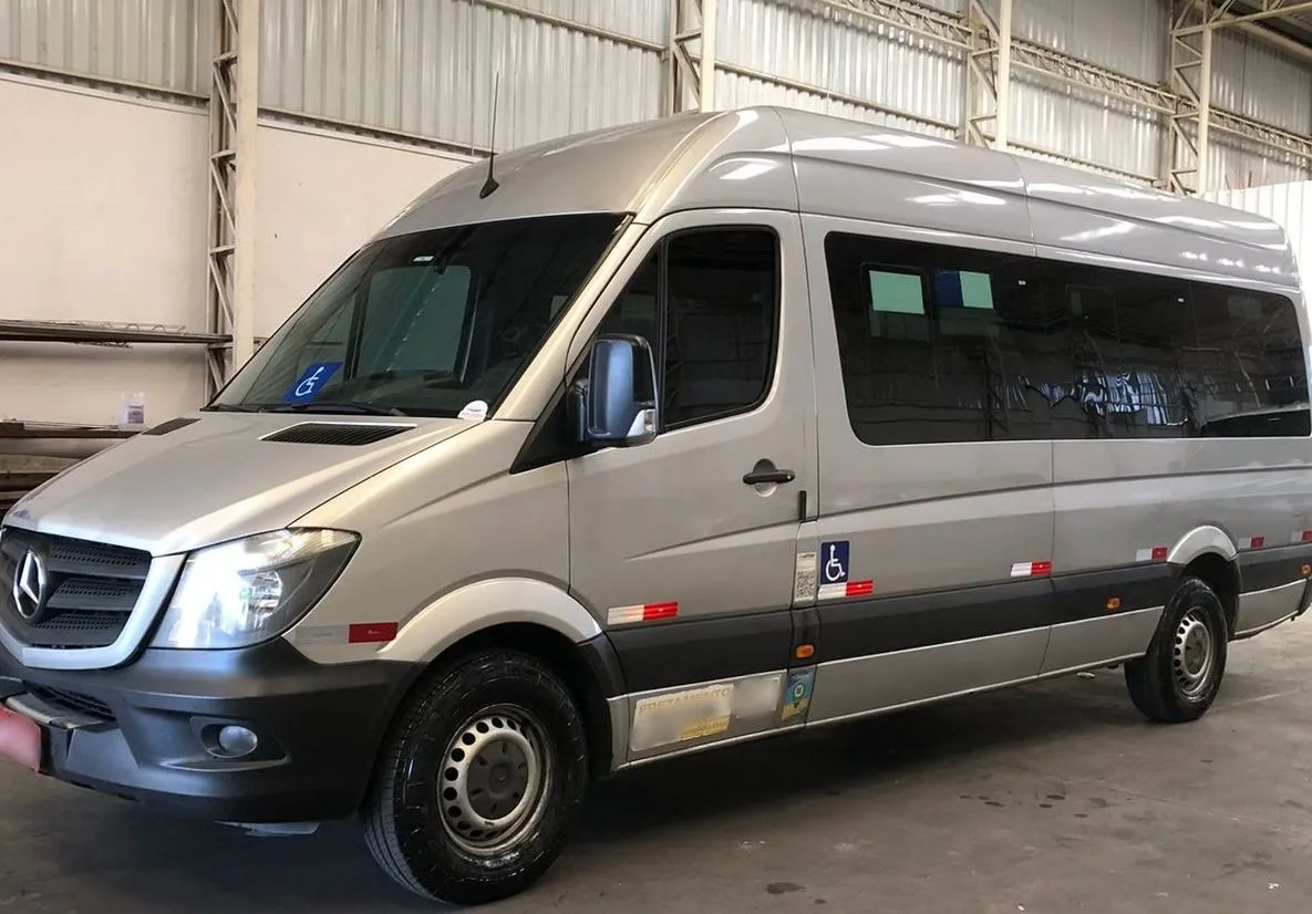 Ônibus SPRINTER CDI 415 EXECUTIVA JM 2019 seminovo à venda, código 1346 - foto 02