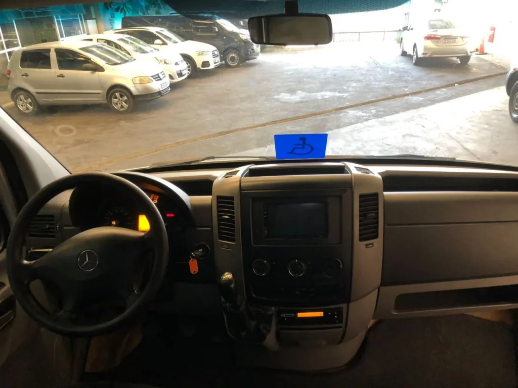 Ônibus SPRINTER CDI 415 EXECUTIVA JM 2019 seminovo à venda, código 1346 - foto 05