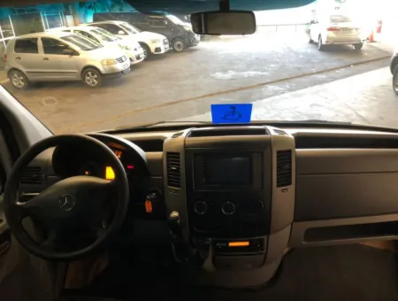 Ônibus SPRINTER CDI 415 EXECUTIVA JM 2019 seminovo à venda, código 1346 - foto 05