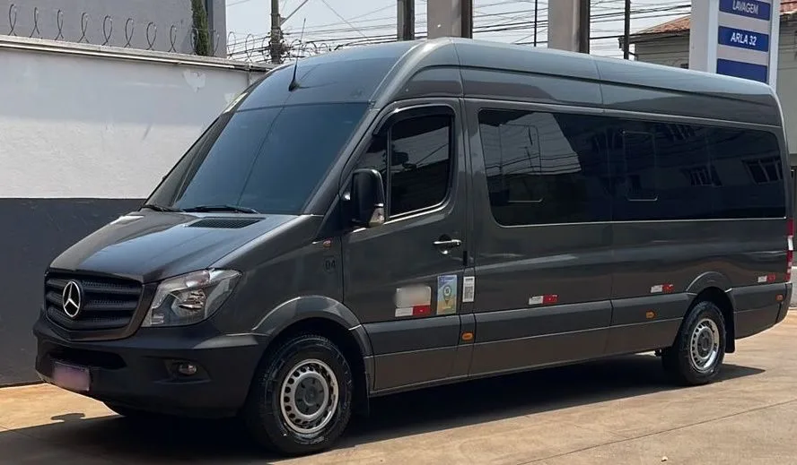Ônibus SPRINTER CDI 415 EXECUTIVA JM 2019 seminovo à venda, código 1426 - foto 02