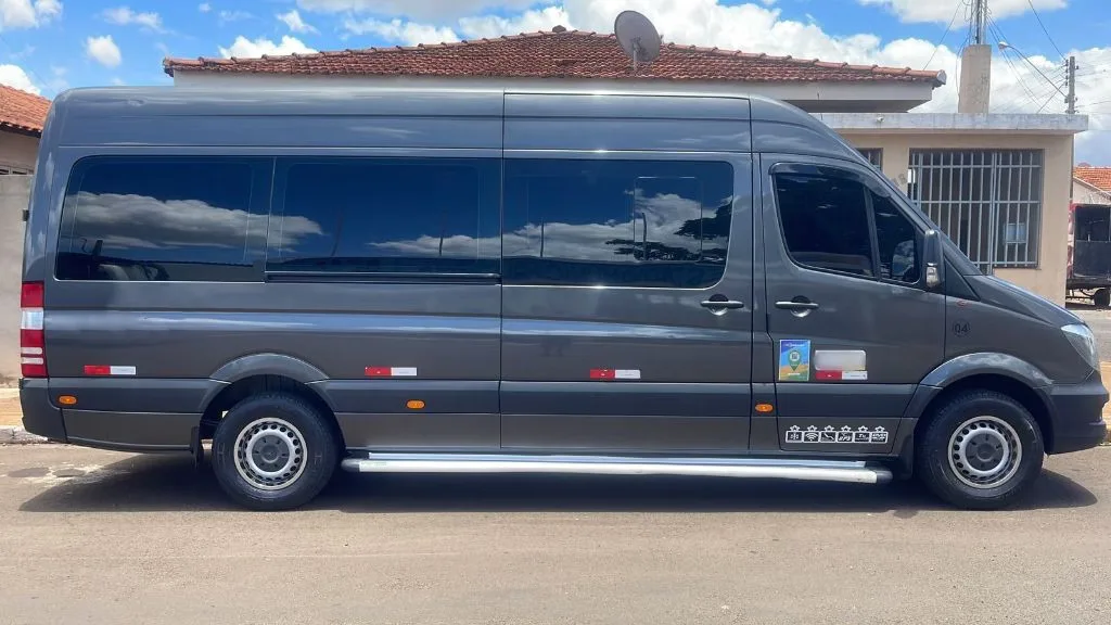 Ônibus SPRINTER CDI 415 EXECUTIVA JM 2019 seminovo à venda, código 1426 - foto 03