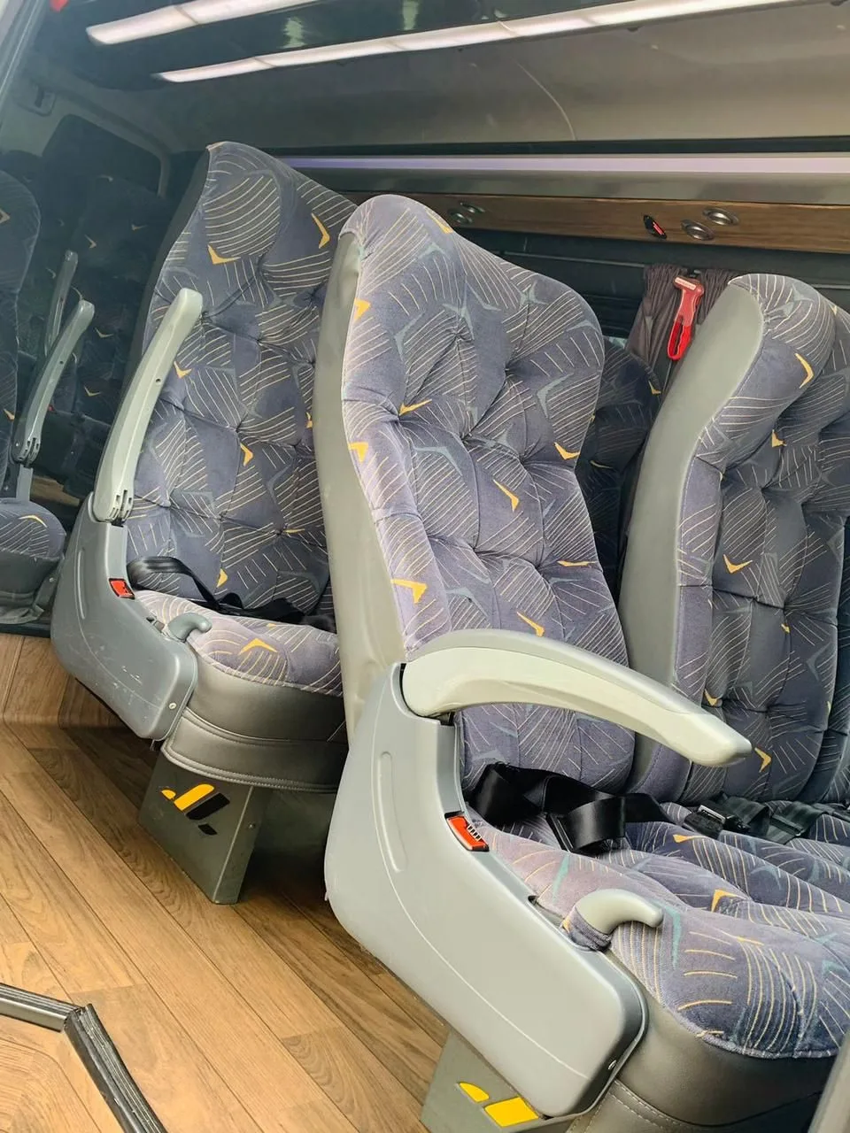 Ônibus SPRINTER CDI 415 EXECUTIVA JM 2019 seminovo à venda, código 1453 - foto 07