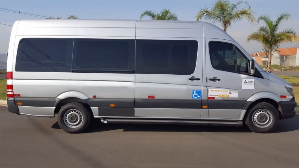 SPRINTER CDI 415 ANO 2019 EXECUTIVA JM COD.1659