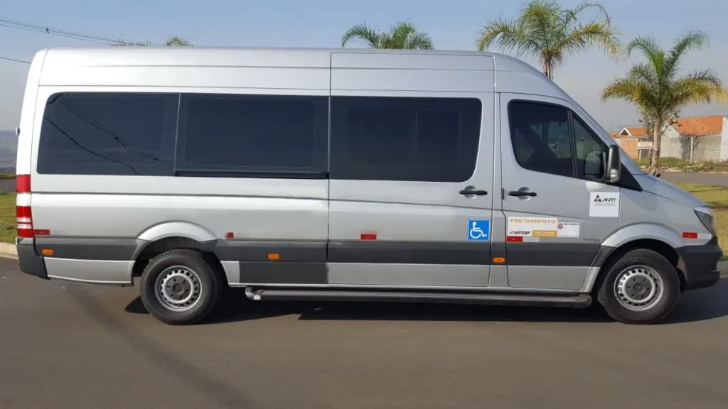 Ônibus SPRINTER CDI 415 EXECUTIVA JM 2019 seminovo à venda, código 1659 - foto 03