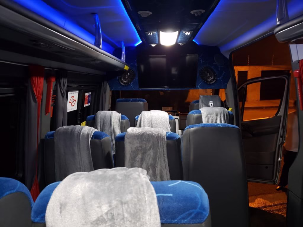 SPRINTER CDI 415 ANO 2019 EXECUTIVA JM COD.1659