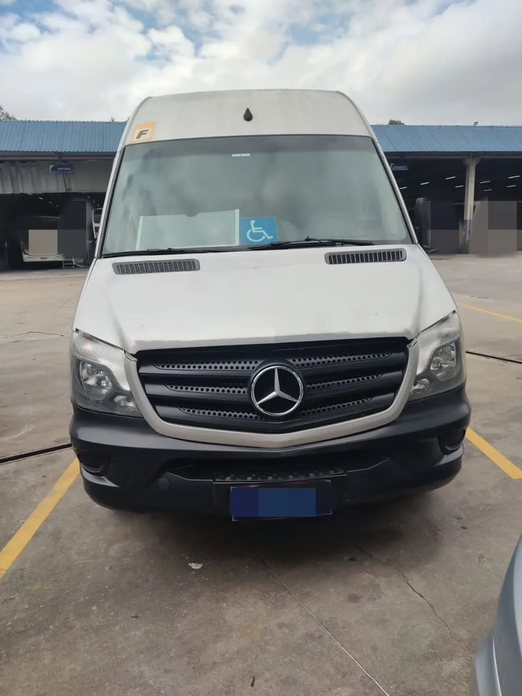 Ônibus SPRINTER CDI 415 LUXO JM 2017 seminovo à venda, código 1612 - foto 01