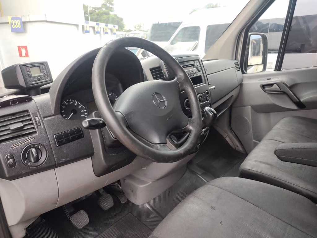 SPRINTER CDI 415 ANO 2017 LUXO JM COD.1612