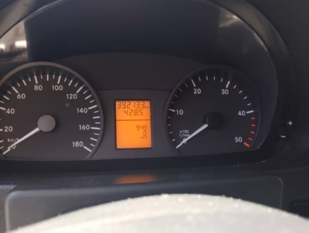SPRINTER CDI 415 ANO 2018 LUXO JM COD.680