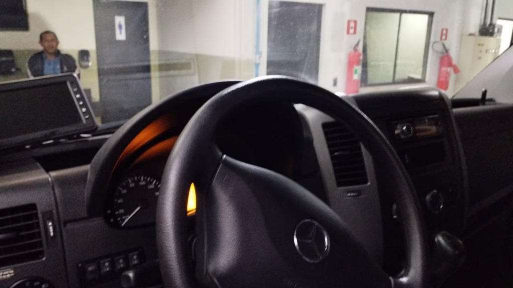 SPRINTER CDI 415 ANO 2019 LUXO LONGA JM COD.161