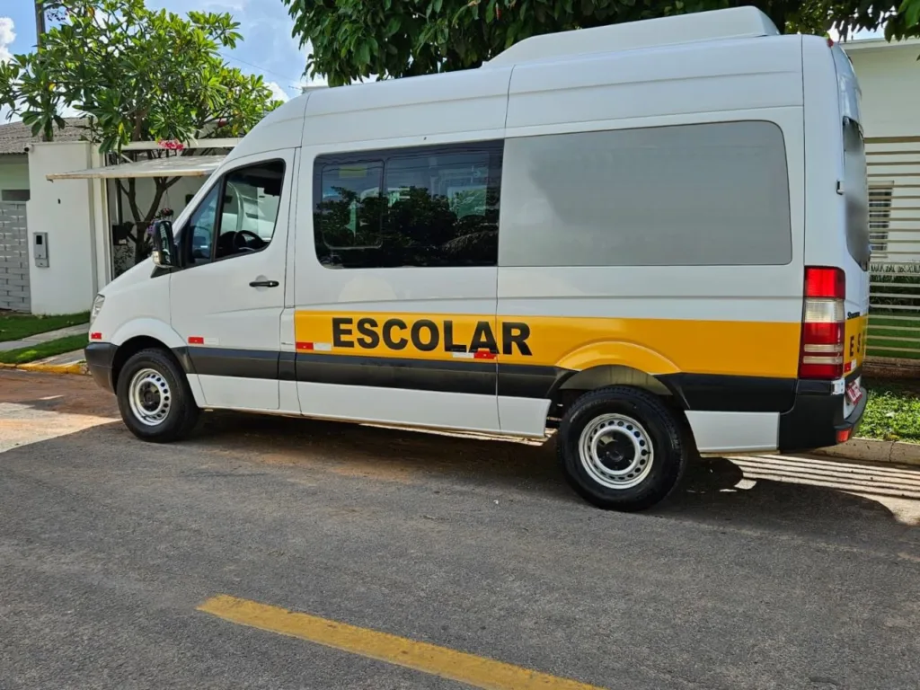 Ônibus SPRINTER CDI 415 TETO ALTO LUXO JM 2014 seminovo à venda, código 1448 - foto 03