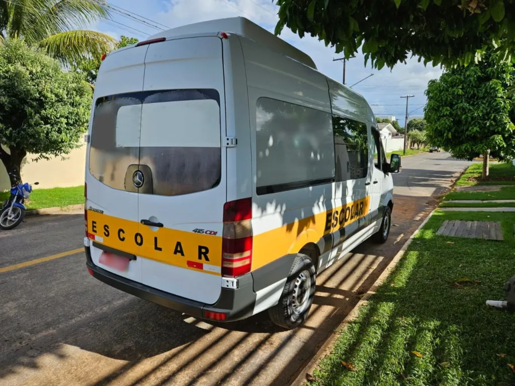 Ônibus SPRINTER CDI 415 TETO ALTO LUXO JM 2014 seminovo à venda, código 1448 - foto 04