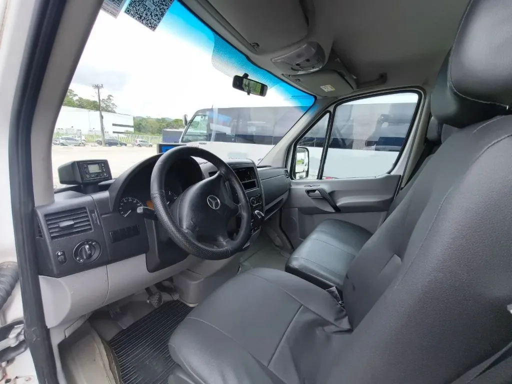 Ônibus SPRINTER CDI 415 TETO BAIXO LUXO JM 2019 seminovo à venda, código 1706 - foto 07