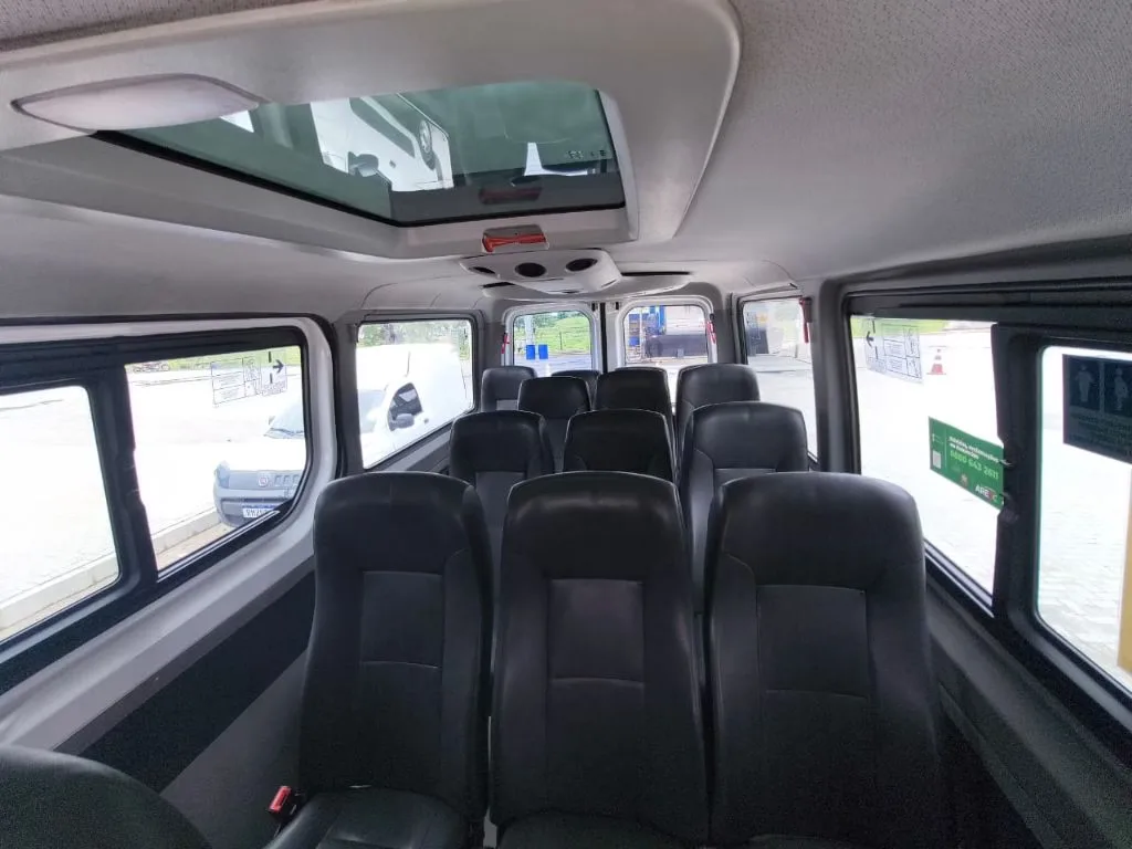 Ônibus SPRINTER CDI 415 TETO BAIXO LUXO JM 2019 seminovo à venda, código 1706 - foto 09