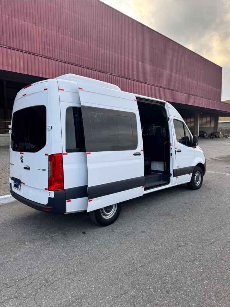 SPRINTER CDI 416 ANO 2024 CURTA T.ALTO LUXO JM COD.436