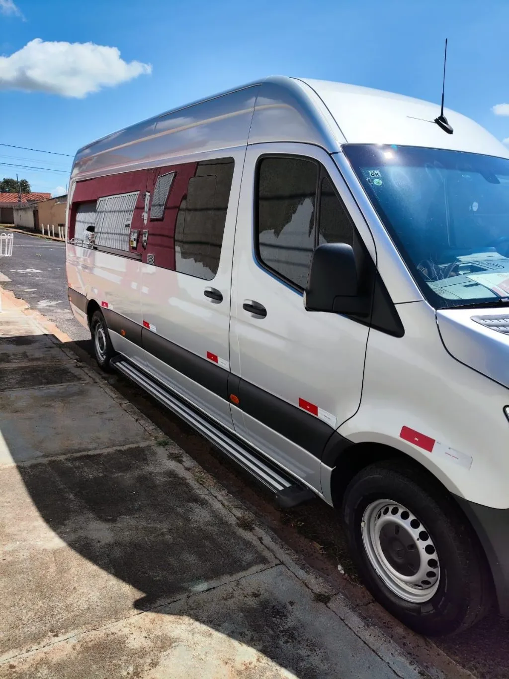 Ônibus SPRINTER CDI 416 EXECUTIVA JM 2020 seminovo à venda, código 1655 - foto 01