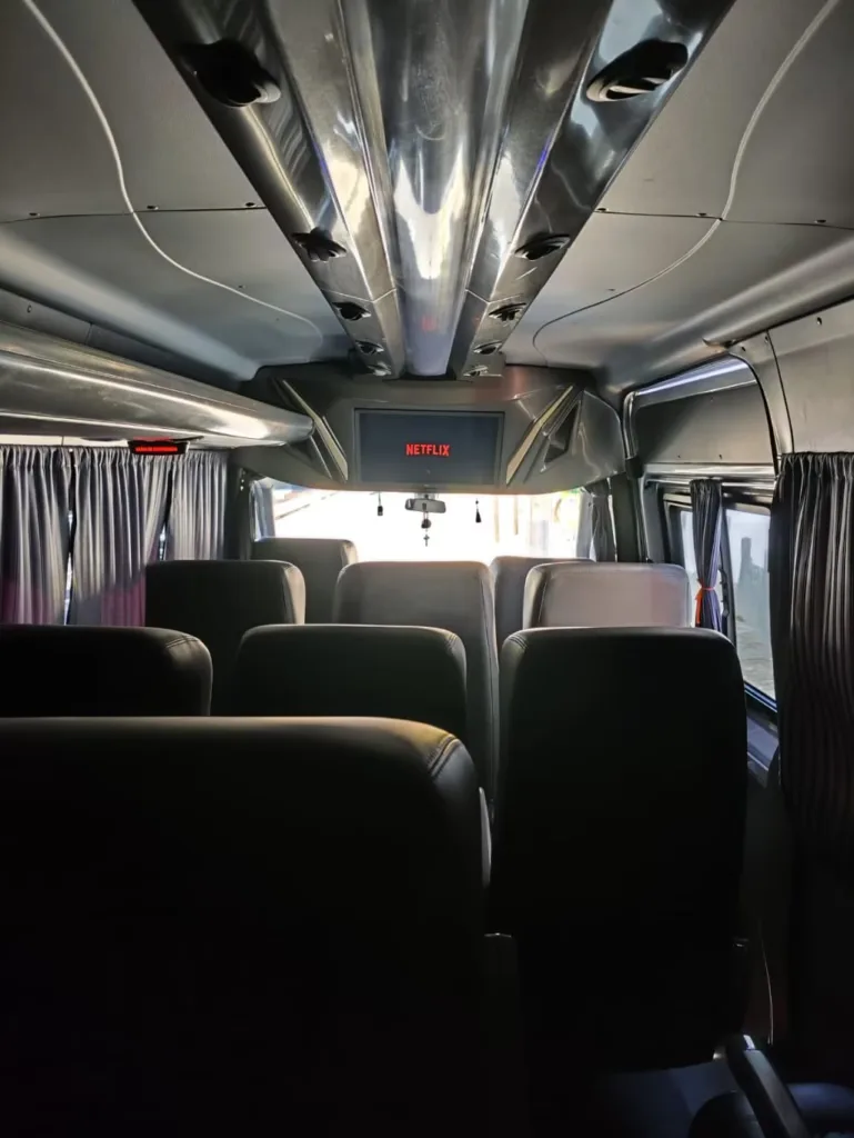 Ônibus SPRINTER CDI 416 EXECUTIVA JM 2020 seminovo à venda, código 1655 - foto 08