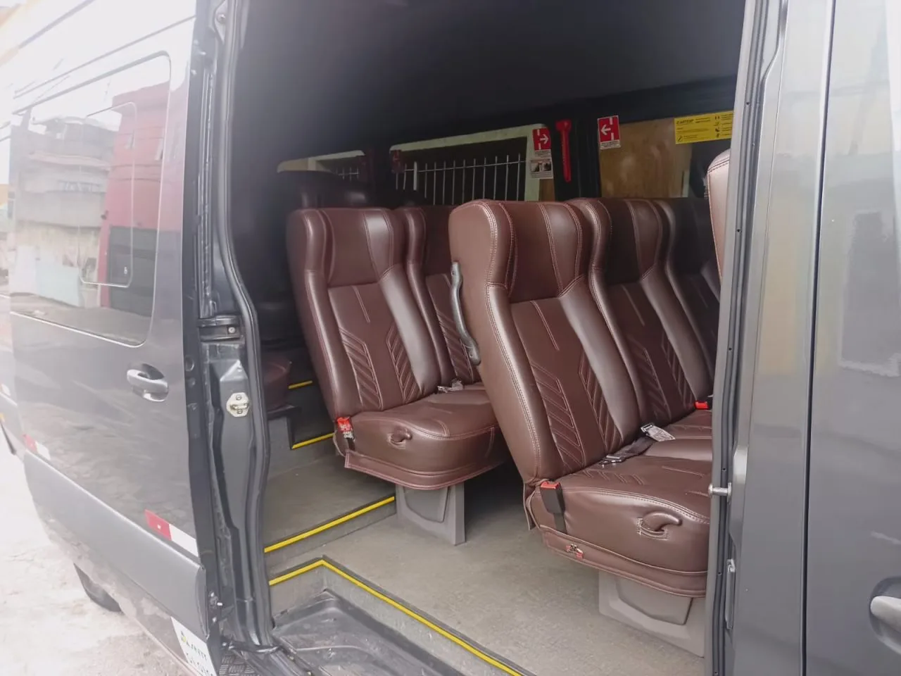 Ônibus SPRINTER CDI 416 EXECUTIVA JM 2021 seminovo à venda, código 1349 - foto 05