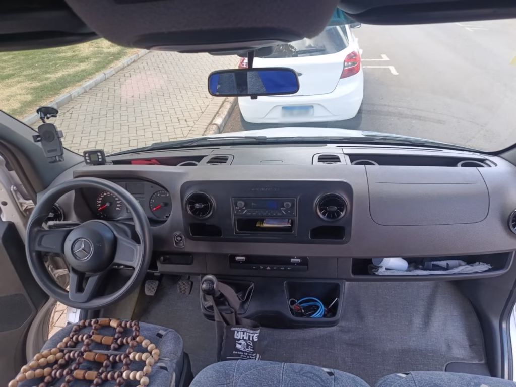 Sprinter CDI 416 Executiva ano 2021 18+1 lugares COD.1484