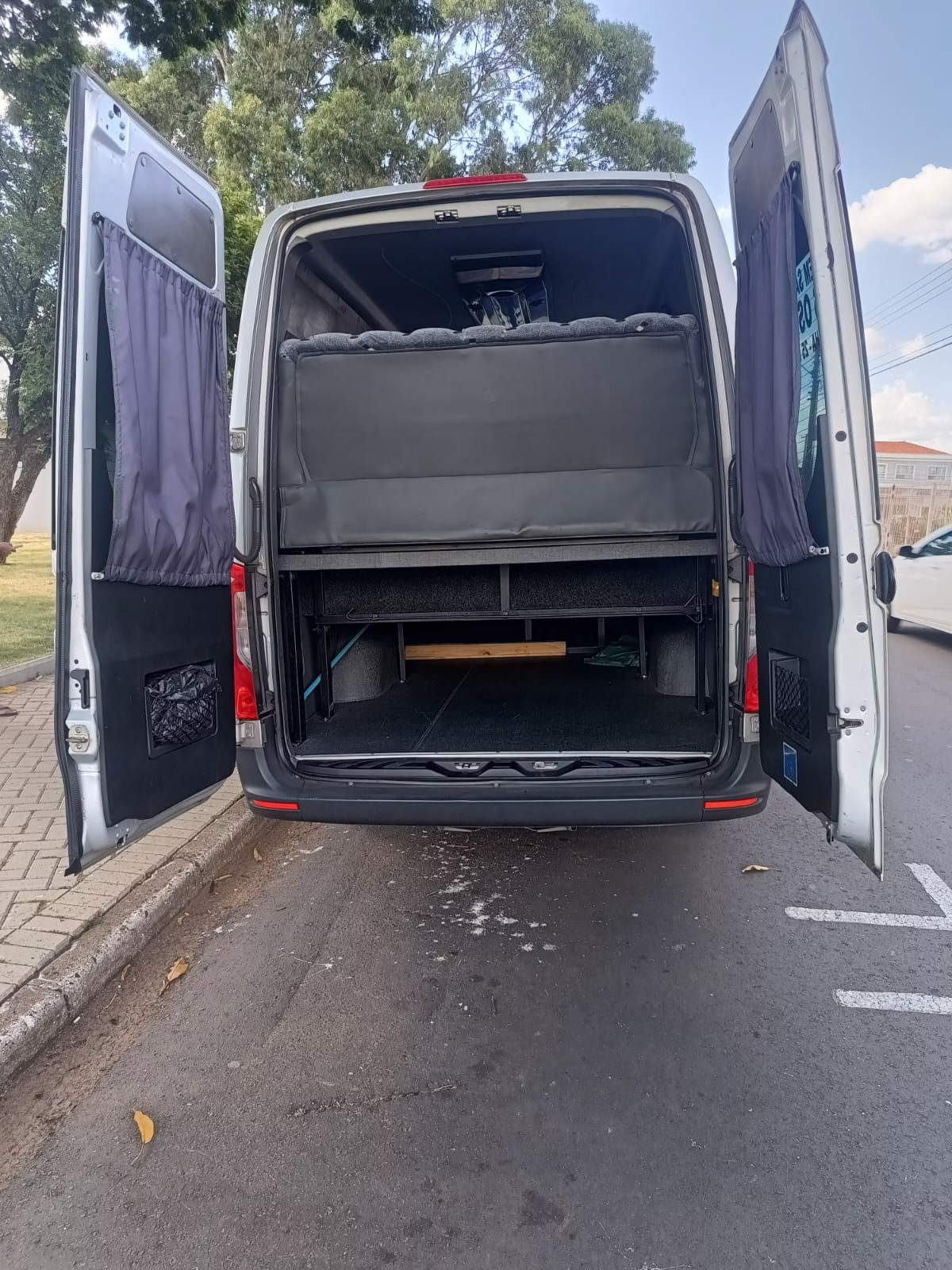 Sprinter CDI 416 Executiva ano 2021 18+1 lugares COD.1484