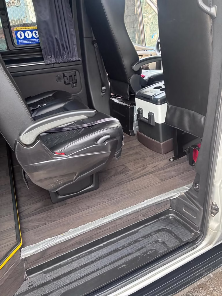 SPRINTER CDI 416 ANO 2022 LONGA EXECUTIVA JM COD.1696
