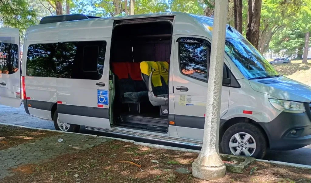 Ônibus SPRINTER CDI 417 EXECUTIVA JM 2025 seminovo à venda, código 1670 - foto 02