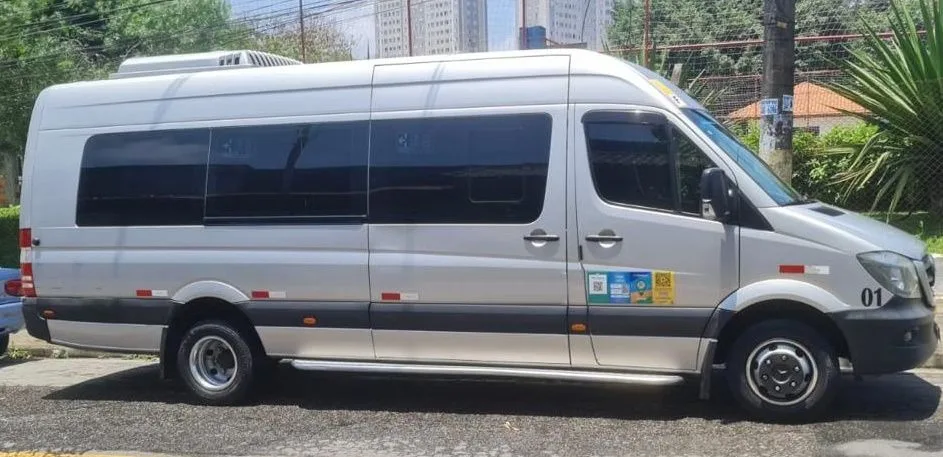 Ônibus SPRINTER CDI 515 EXECUTIVA JM 2017 seminovo à venda, código 1490 - foto 04