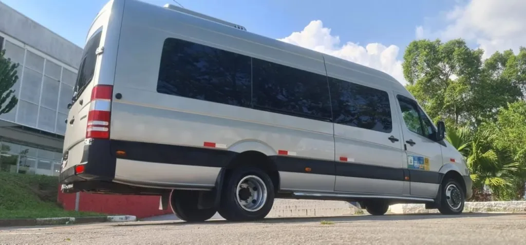 Ônibus SPRINTER CDI 515 EXECUTIVA JM 2017 seminovo à venda, código 1490 - foto 07