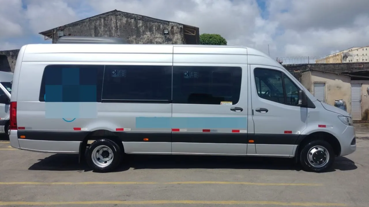 Ônibus SPRINTER CDI 516 LONGA LUXO JM 2022 seminovo à venda, código 151 - foto 02