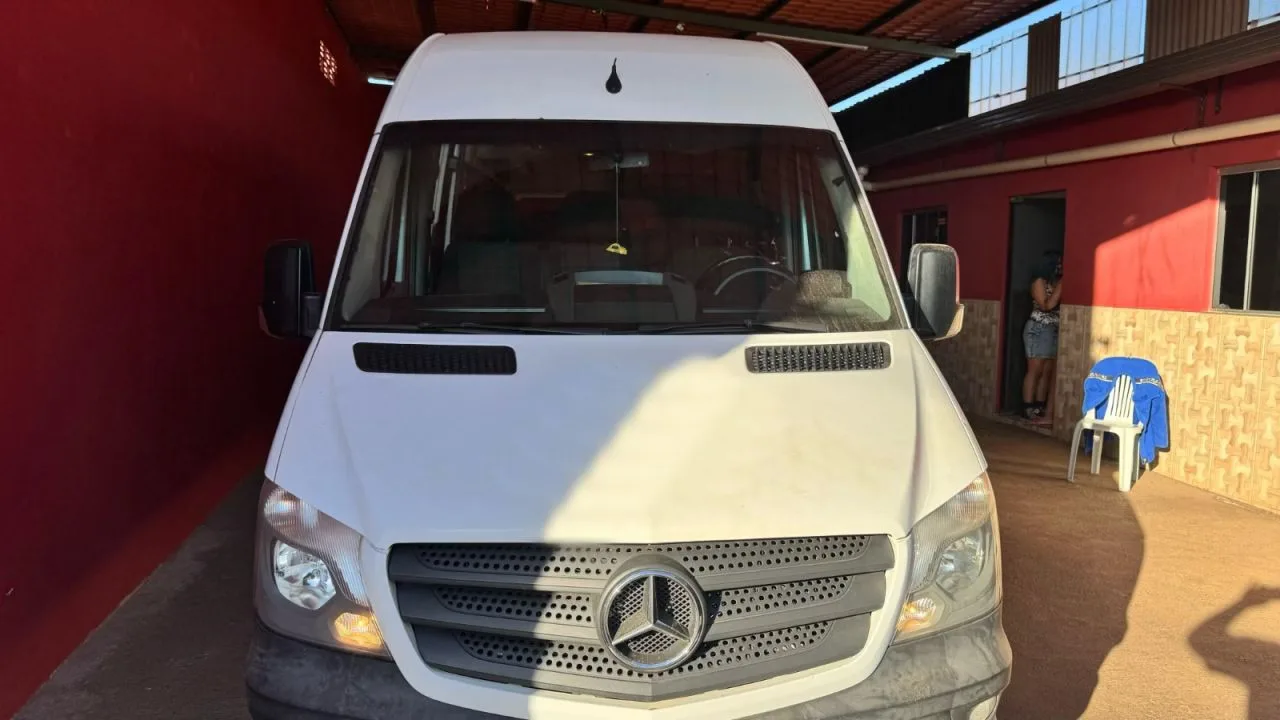Ônibus SPRINTER M. BENZ 515 CDI EXEC JM 2019 seminovo à venda, código 1510 - foto 03