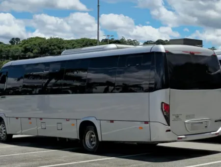 Ônibus VOLARE FLY 9 AGRALE JM 2023 seminovo à venda, código 1323 - foto 02