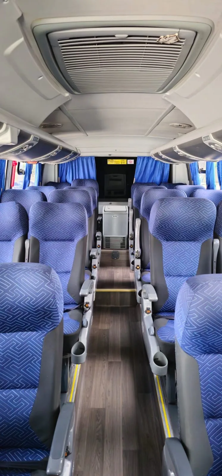 Ônibus VOLARE FLY 9 AGRALE JM 2023 seminovo à venda, código 1323 - foto 08