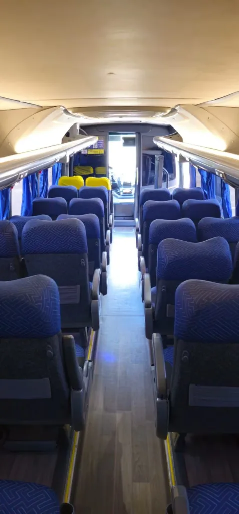 Ônibus VOLARE FLY 9 AGRALE JM 2023 seminovo à venda, código 1323 - foto 10