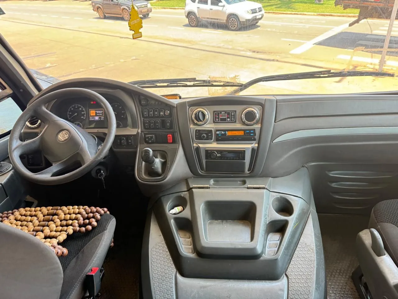 Ônibus VOLARE FLY 9 MB LO 916 JM 2019 seminovo à venda, código 1414 - foto 04