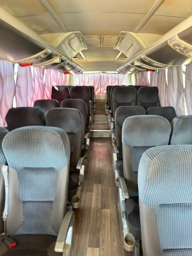Ônibus VOLARE FLY 9 MB LO 916 JM 2019 seminovo à venda, código 1414 - foto 05