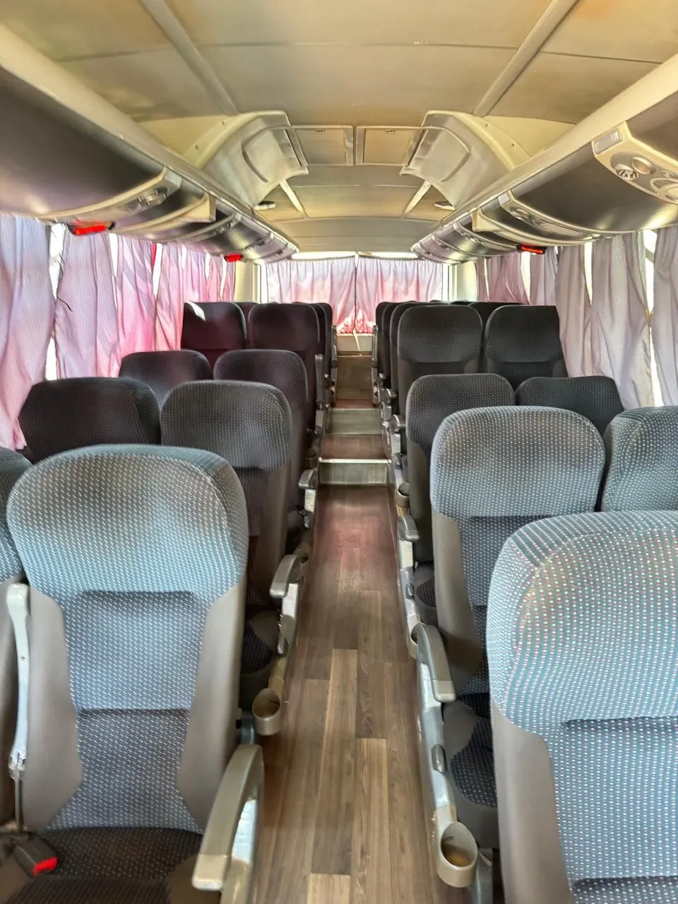 Ônibus VOLARE FLY 9 MB LO 916 JM 2019 seminovo à venda, código 1414 - foto 05