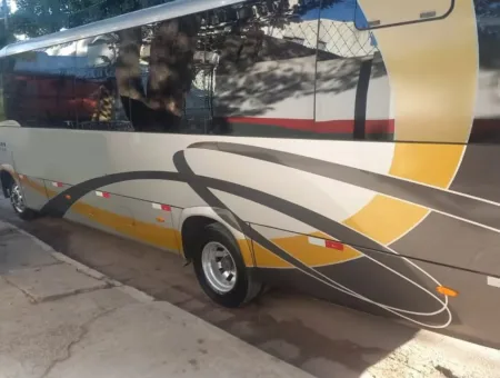 Ônibus VOLARE W9 LIMOUSINE AGRALE MA 10 JM 2014 seminovo à venda, código 1447 - foto 06