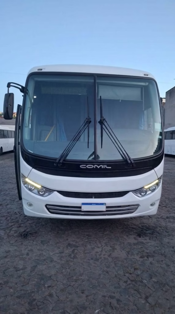 COMIL CAMPIONE 3.25 ANO 2022 OF 1721 JM COD.303