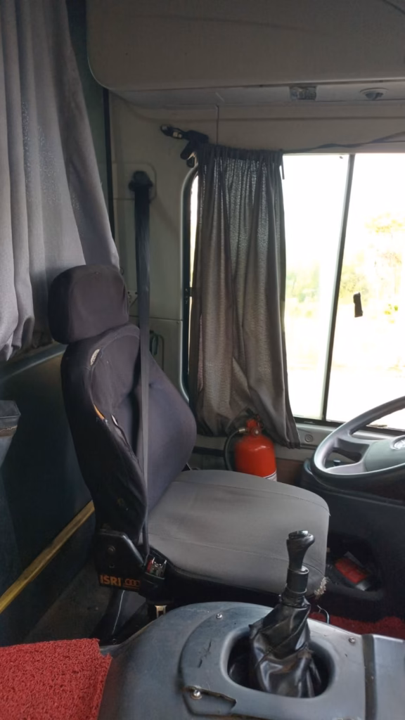 NEOBUS ROAD R ANO 2015 M.BENZ OF 1721 JM COD.160