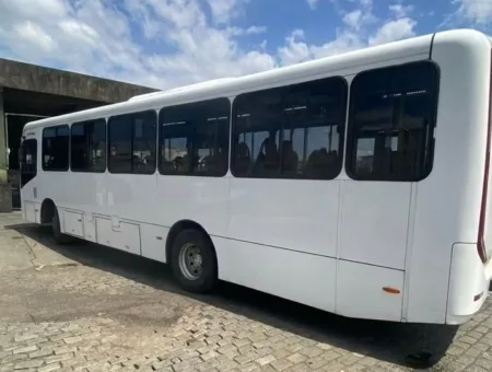 Ônibus CAIO APACHE VIP M.BENZ OF 1619 JM 2024 seminovo à venda, código 833 - foto 03