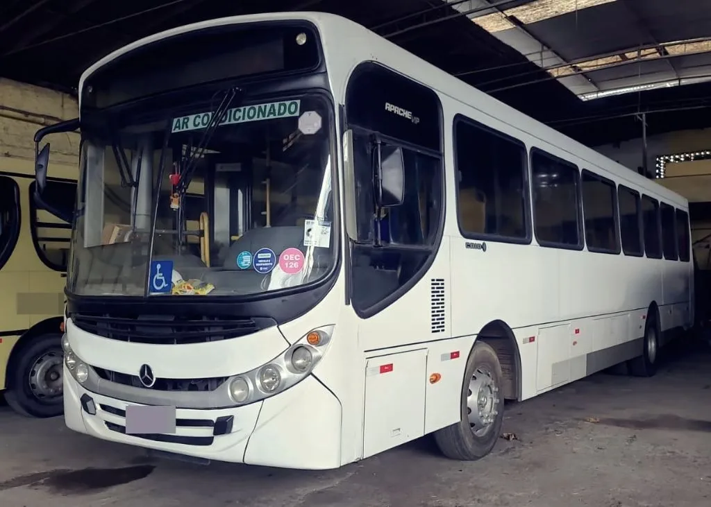 Ônibus CAIO APACHE VIP M.BENZ OF 1722 JM 2012 seminovo à venda, código 75 - foto 02