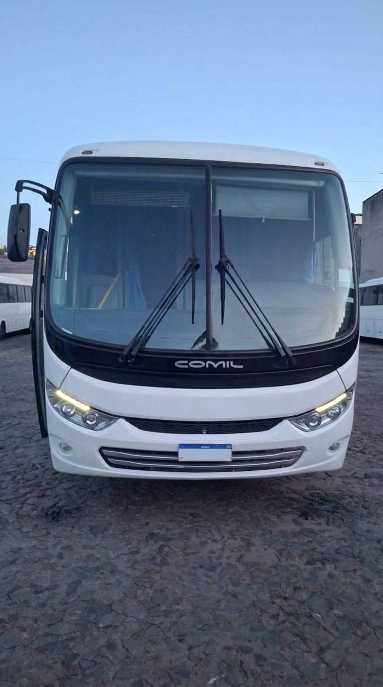 COMIL CAMPIONE 3.25 ANO 2022 OF 1721 JM COD.303