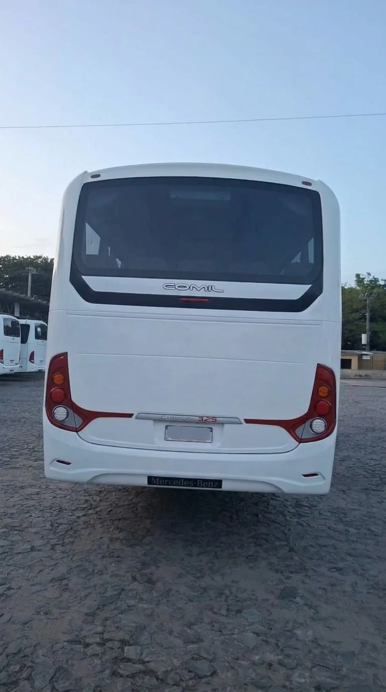 Ônibus COMIL CAMPIONE 3.25 OF 1721 JM 2022 seminovo à venda, código 303 - foto 03